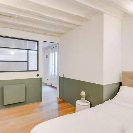 Apartament Bnbnova - 2br - La Seine & Saint Germain *